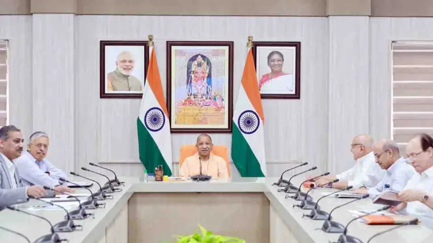 CM Yogi Inquires About the Plight of Farmers Affected by Unseasonal Rains