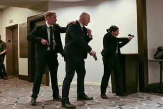 america-shot-at-white-house-dinner-trump