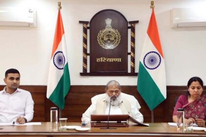 हरियाणा में बिजली व्यवस्था पर सख्त हुए अनिल विज