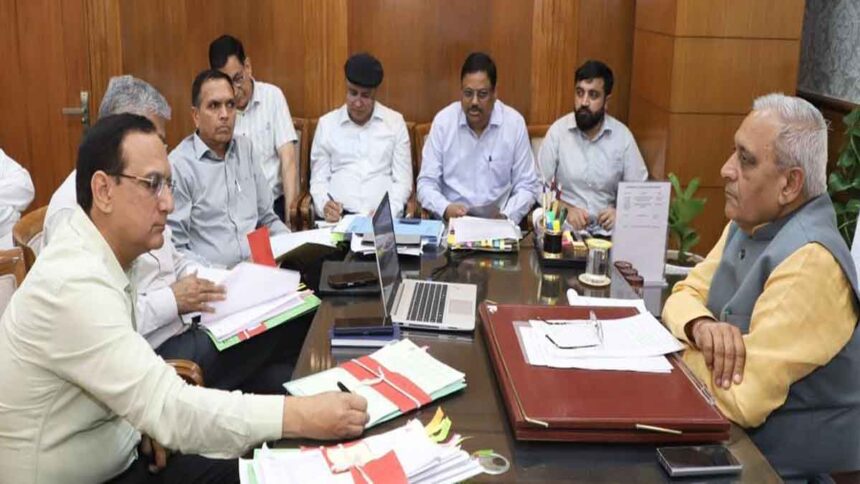 मंत्री रणबीर गंगवा ने जल आपूर्ति व्यवस्था सुदृढ़ करने के दिए निर्देश
