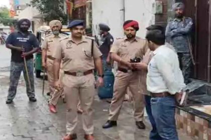जालंधर में नशा तस्कर के घर पर कार्रवाई
