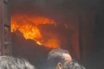 पंजाब में वूलन वेस्ट गोदाम में लगी भयानक भीषण आग