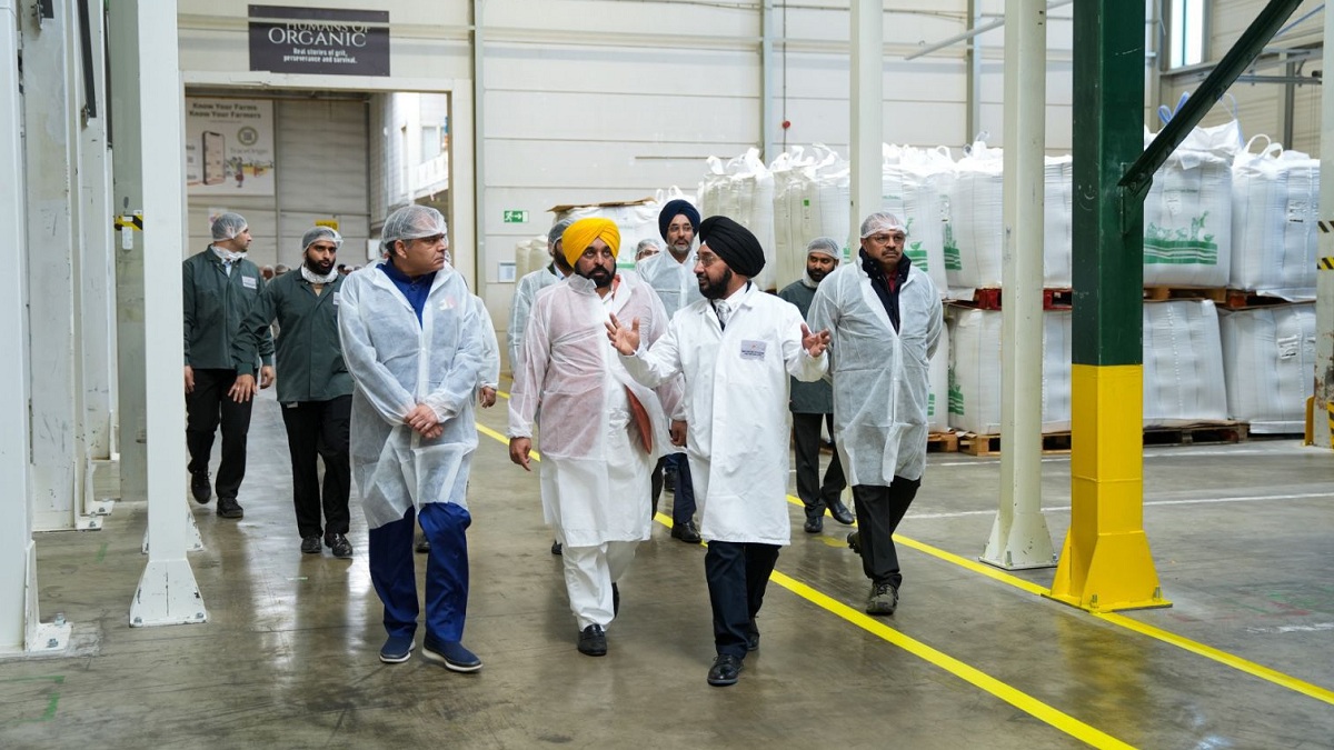 मुख्यमंत्री ने रॉटरडैम में एलटी फूड्स की सुविधा का दौरा किया