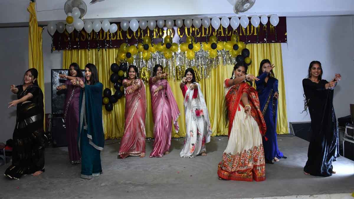 Jalandhar News: सेंट सोल्जर कॉलेज के फिजियोथेरेपी विभाग ने 'लम्हा'नामक विदाई समारोह का सफलतापूर्वक किया आयोजन