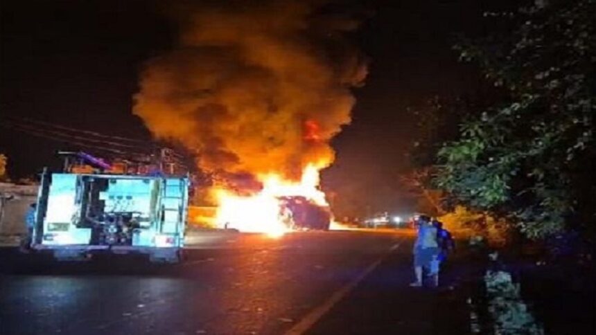 पंजाब में दो 2 ट्रकों की जोरदार टक्कर