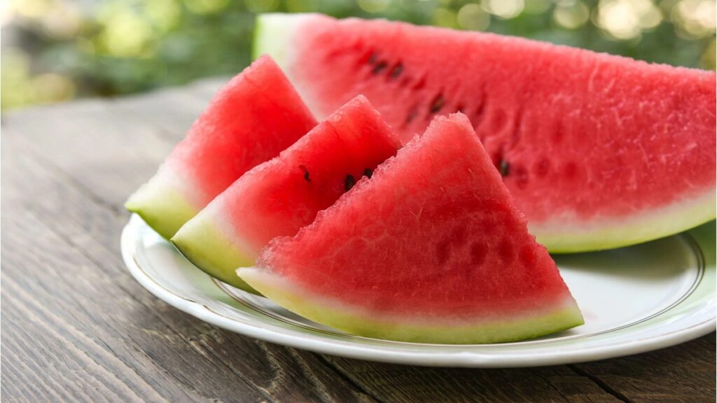 Watermelon Death Case: तरबूज खाने के बाद एक ही परिवार के 4 लोगों की मौत, इलाके में मचा हड़कंप