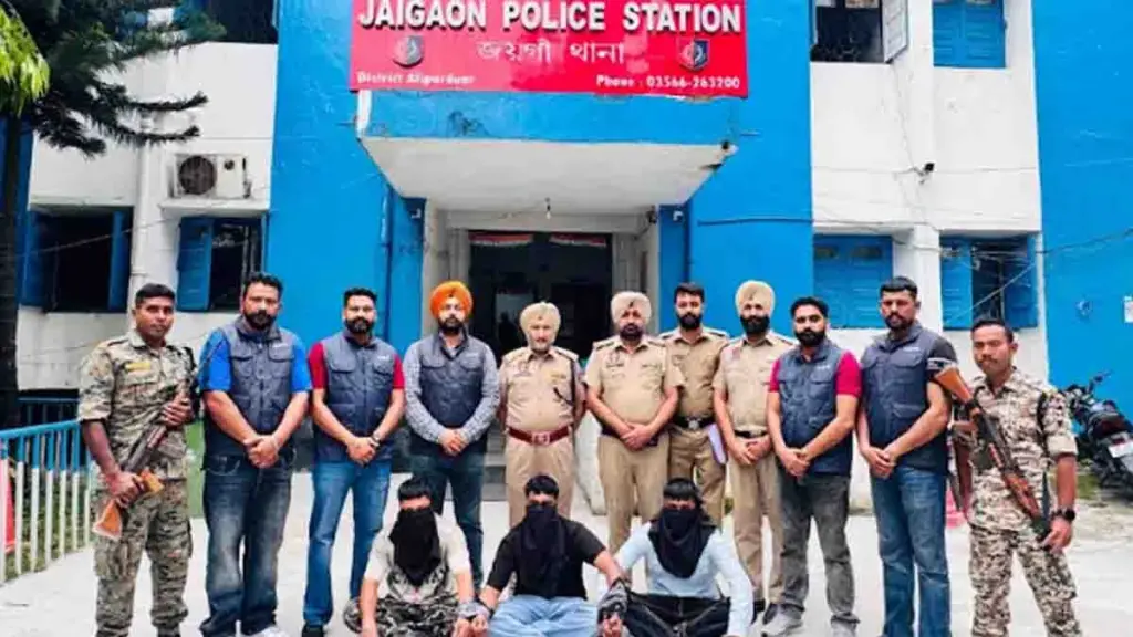 Batala Double Murder Case: पंजाब पुलिस को मिली बड़ी सफलता, गैंगस्टर हैप्पी जट्ट के तीन गुर्गे अंतरराष्ट्रीय सीमा से गिरफ्तार