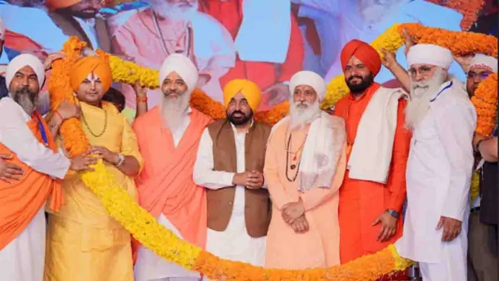 Punjab News: नशा विरोधी जागरूकता कार्यक्रम में शामिल हुए मुख्यमंत्री भगवंत मान; कहा, “हम पंजाब से नशे का कलंक मिटा देंगे”