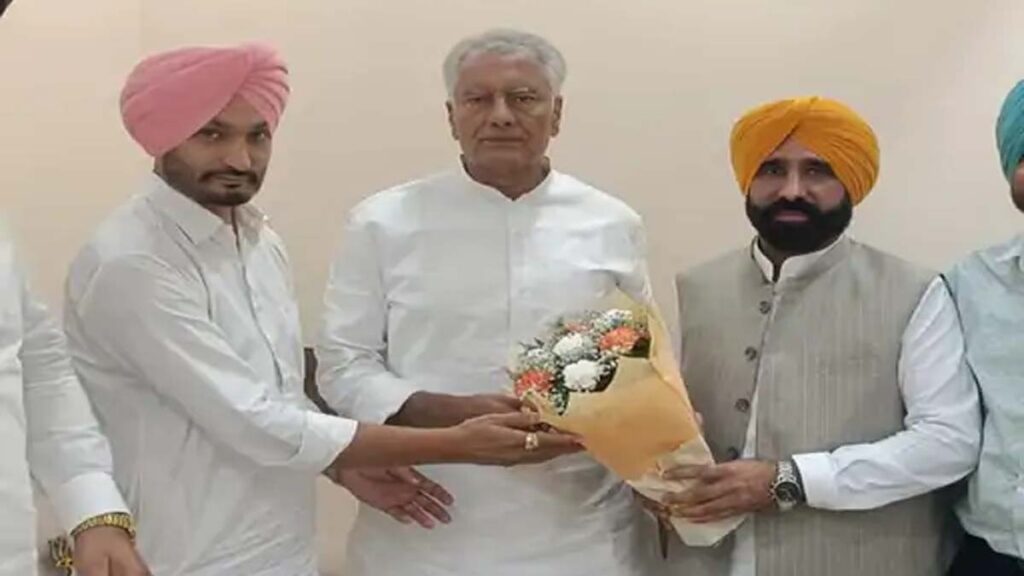 Punjab News: पंजाब के मुख्यमंत्री भगवंत मान के भाई ने भाजपा ज्वाइन किया, कही बड़ी बात