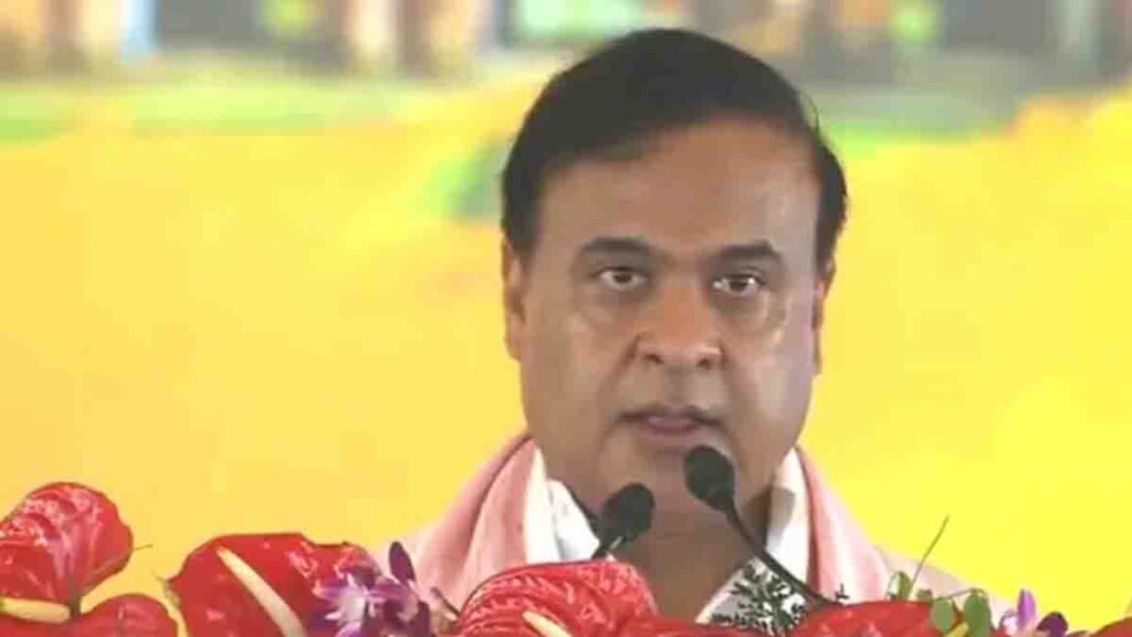 Himanta Biswa Sarma: हिमंता बिस्व सरमा ने मुख्यमंत्री पद की ली शपथ, BJP के 2 MLA और 2 सहयोगी दलों से मंत्री बने
