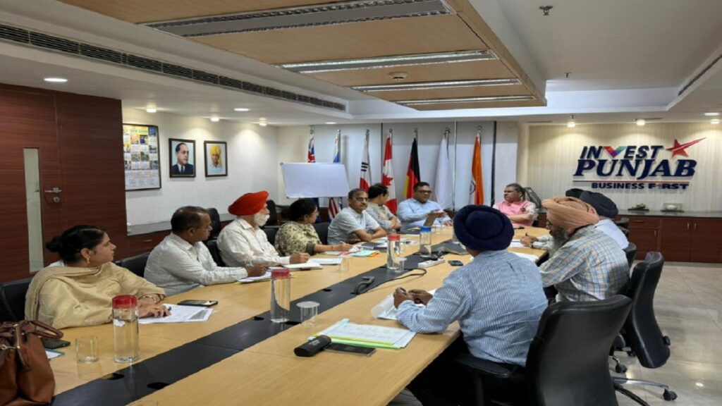 Punjab News: पंजाब में तूफान के बाद बिजली मंत्री ने आपदा प्रबंधन बैठक की