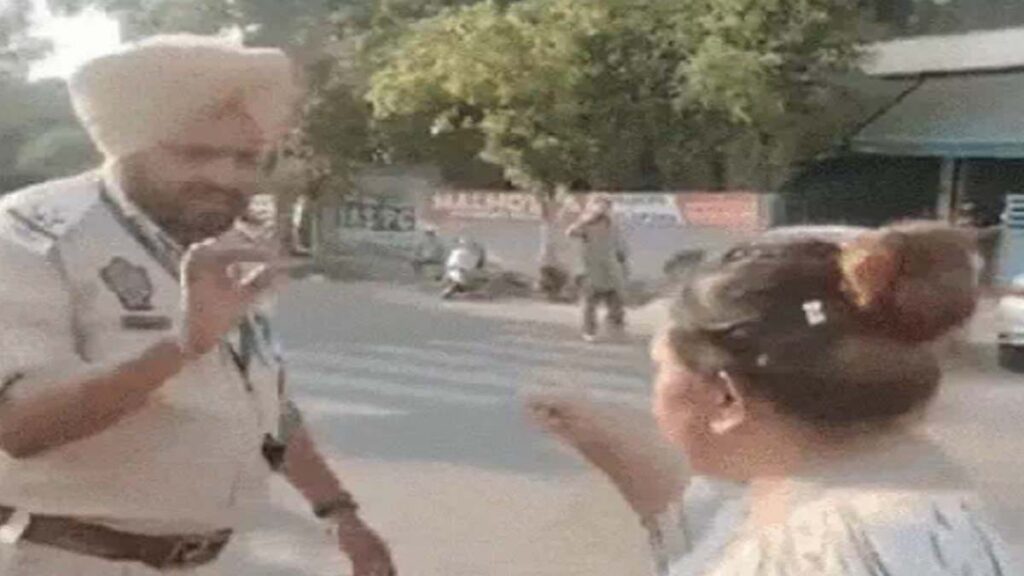Jalandhar News: जालंधर में महिला ने SHO पर गंभीर आरोप लगा निगला जहर, जमकर हंगामा