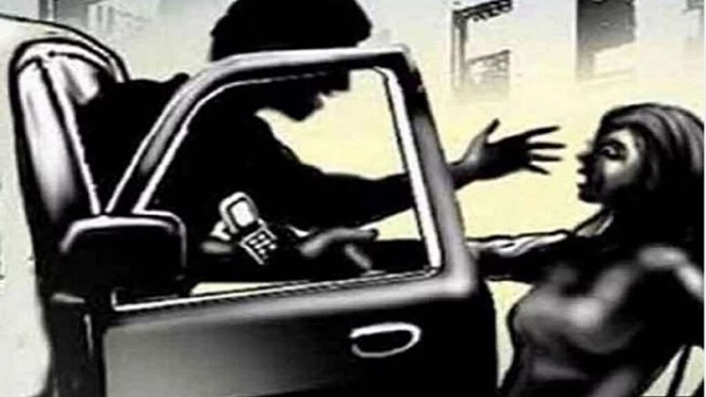 Punjab News: पंजाब में बंदूक के बल पर युवती का अपहरण, परिवार में मचा हड़कंप
