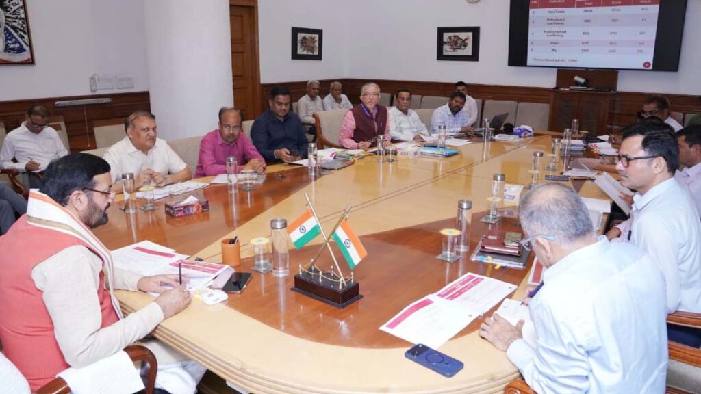 Haryana News: हरियाणा में तालाबों के बेहतर प्रबंधन और सौंदर्यीकरण पर जोर, मुख्यमंत्री ने दिए निर्देश